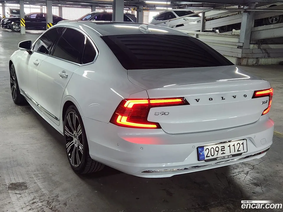 Volvo S90 B6 AWD 2024 — миниатюра 2