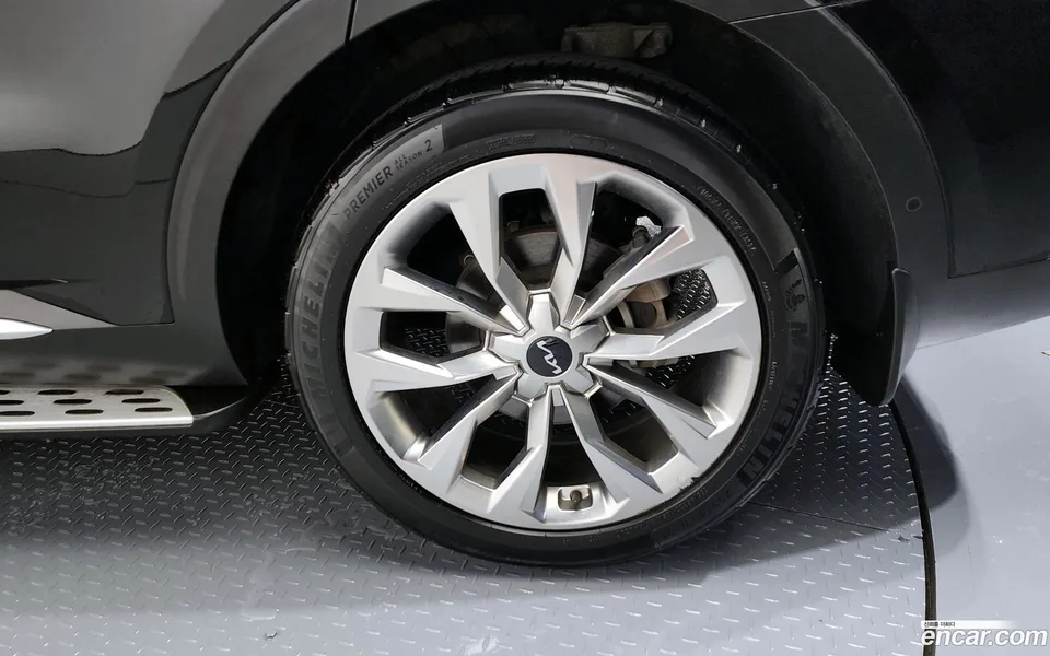 Kia Sorento 2.2 2WD 2023 — миниатюра 5