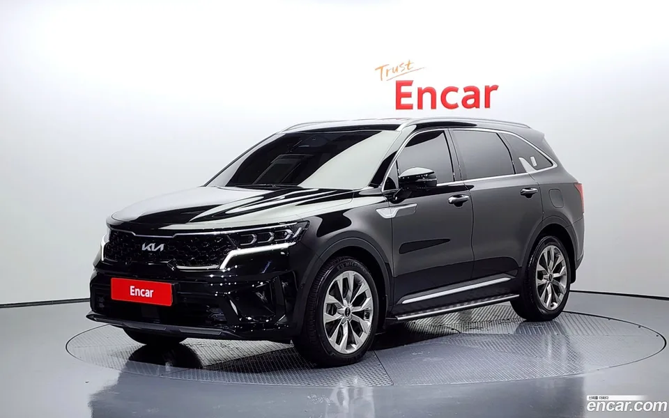 Kia Sorento 2.2 2WD 2023 — фото 1, купить с доставкой в Москву