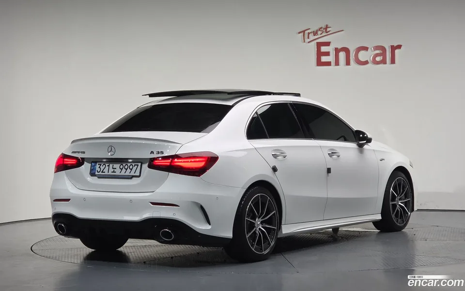 Mercedes-Benz A-Class AMG A35 4MATIC 2024 — миниатюра 2