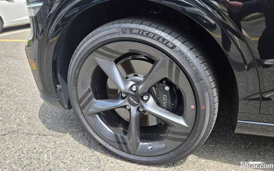 Genesis GV70 2.5T 2WD 2025 — миниатюра 3