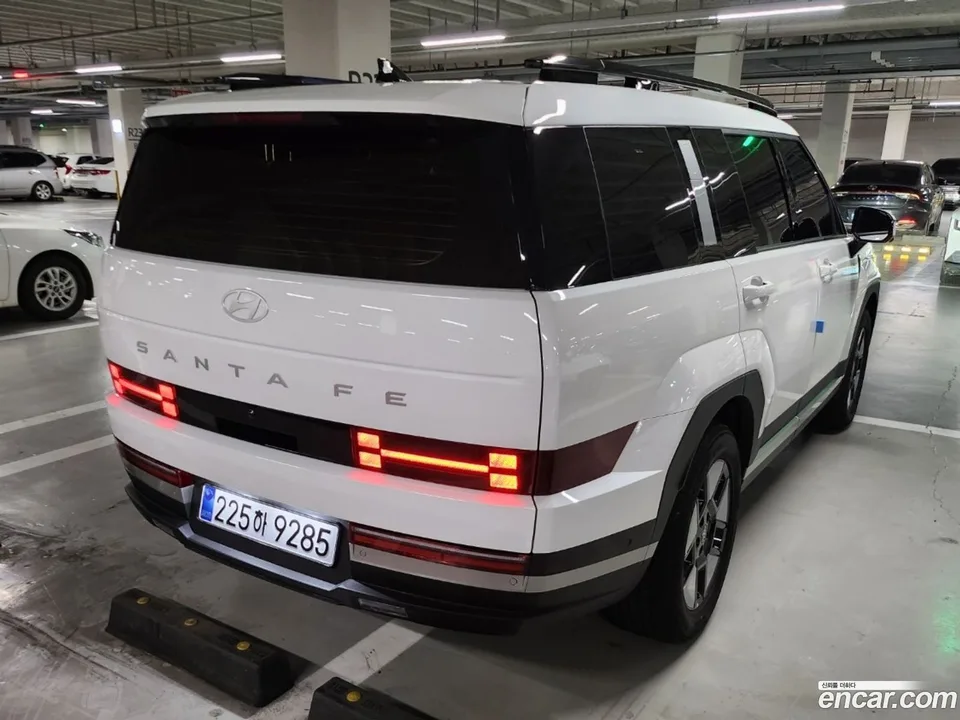Hyundai Santa Fe HEV 1.6 2WD 2025 — миниатюра 3