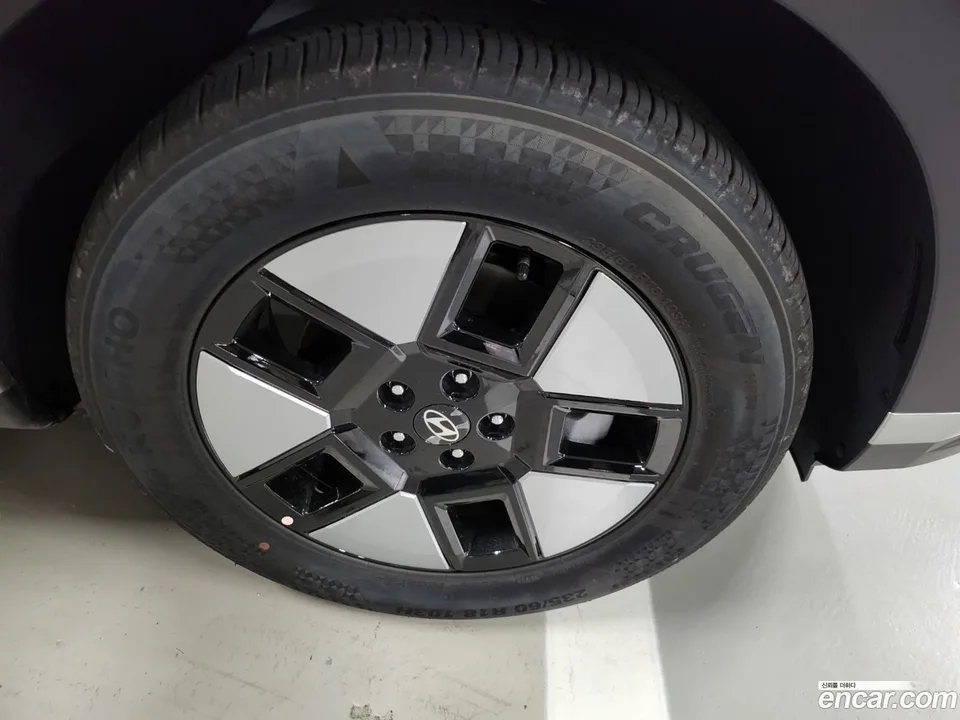 Hyundai Santa Fe HEV 1.6 2WD 2025 — миниатюра 5