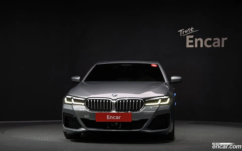 BMW 5 Series 523d M 2023 — миниатюра 3