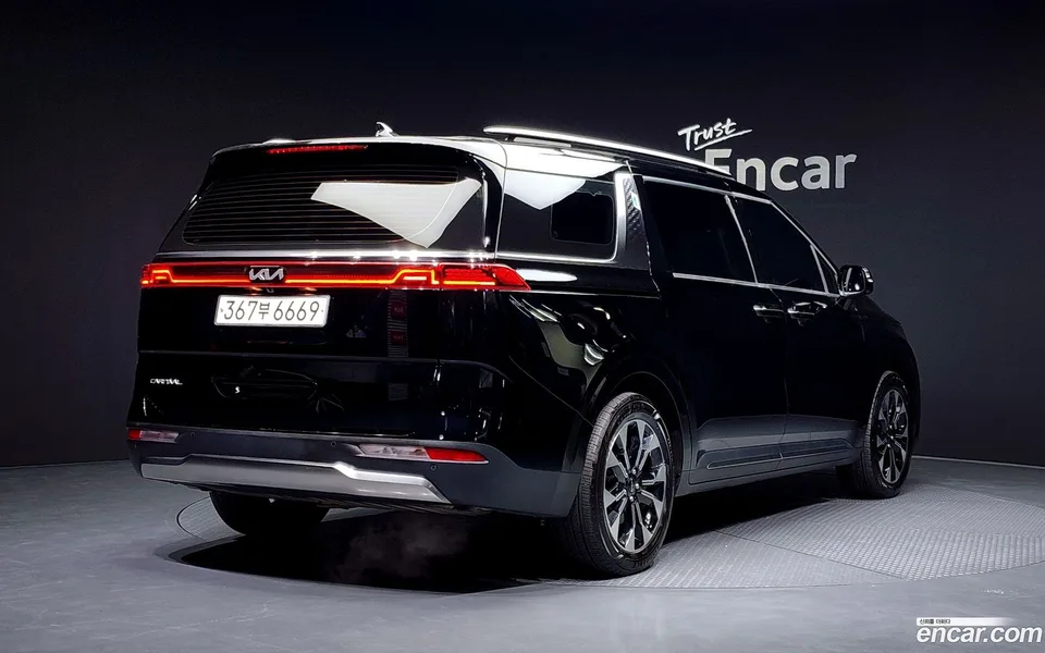 Kia Carnival 7 2022 — миниатюра 2