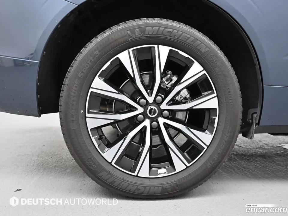 Volvo XC60 B5 2023 — миниатюра 5