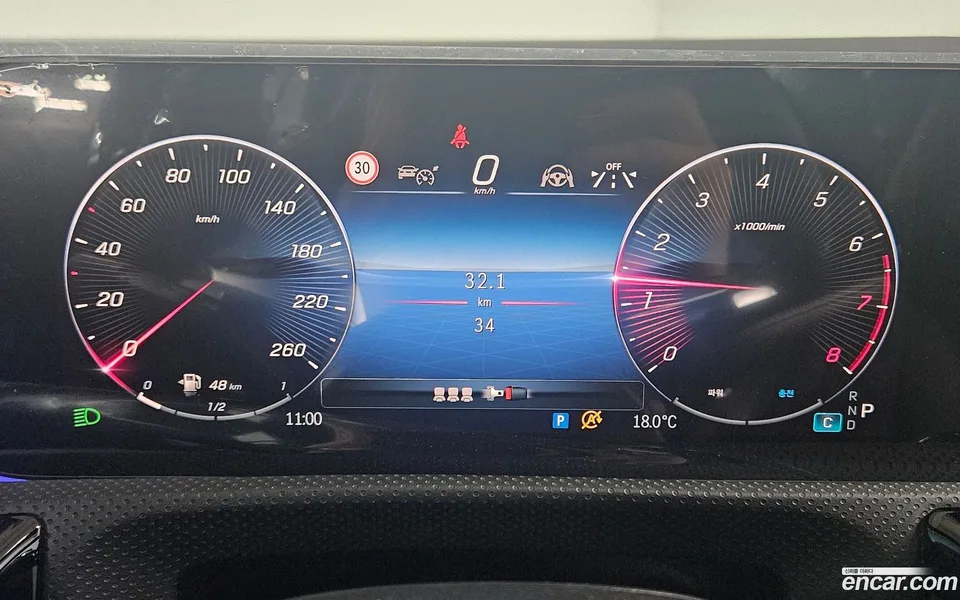 Mercedes-Benz CLA-Class CLA250 4MATIC 2025 — миниатюра 5