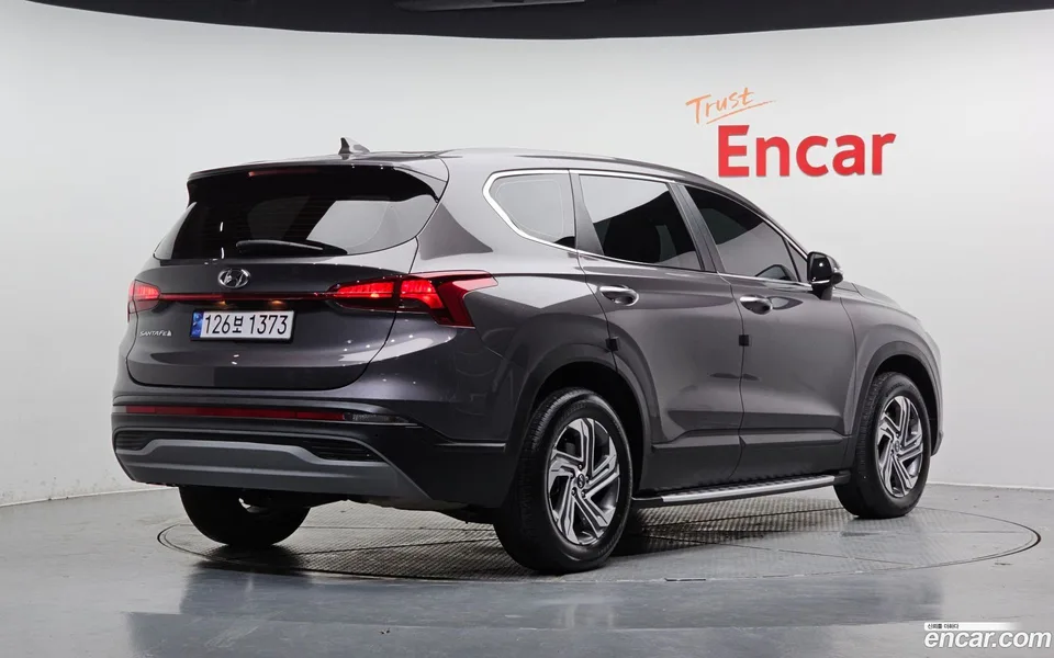 Hyundai SantaFe 2.5T 2WD 2023 — миниатюра 2