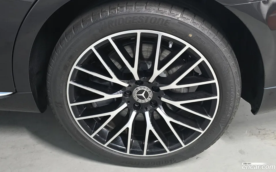 Mercedes-Benz S-Class S580L 4MATIC 2025 — миниатюра 5