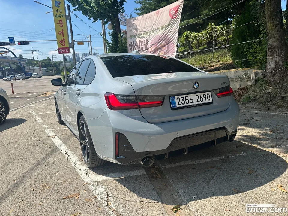 BMW 3 Series 320i M 2025 — миниатюра 5