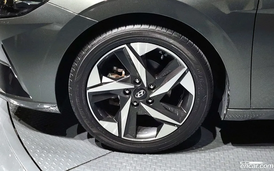 Hyundai Avante 1.6 2022 — миниатюра 5