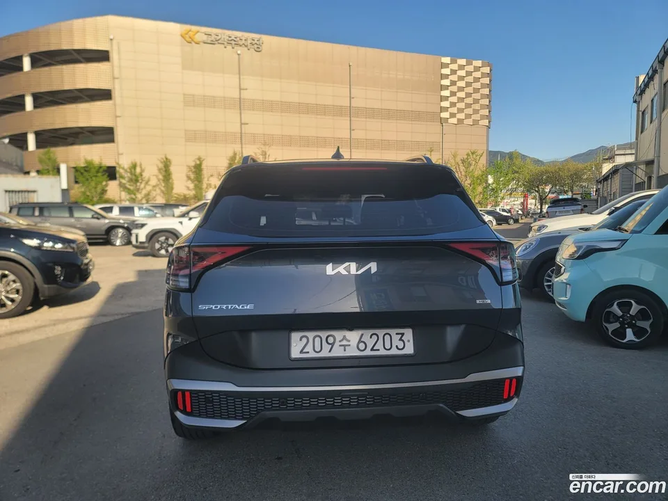 Kia Sportage Hybrid 2WD 2022 — миниатюра 5