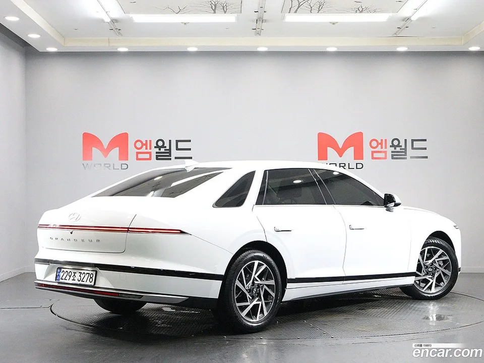 Hyundai Grandeur 2.5 2WD 2023 — миниатюра 3