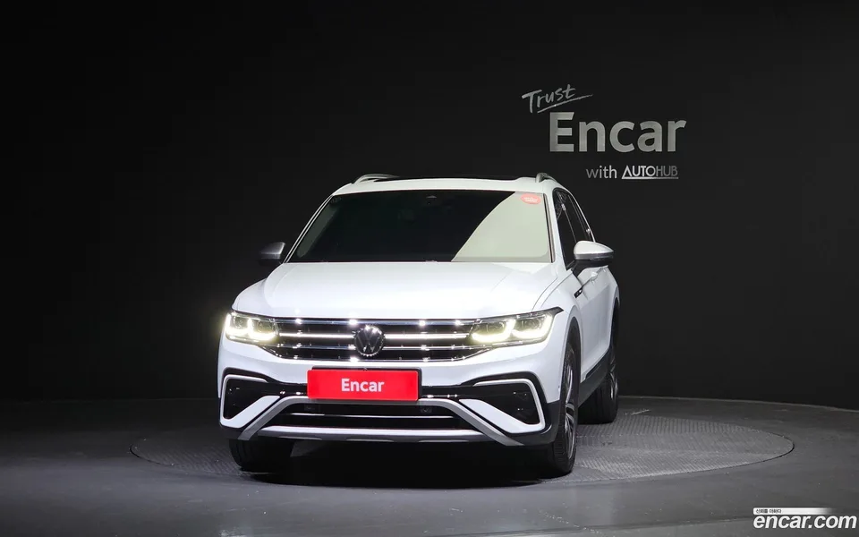 Volkswagen Tiguan Allspace 2.0 TSI 2022 — миниатюра 3