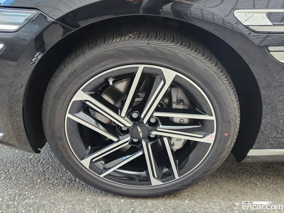 Genesis G80 2.5 2WD 2025 — миниатюра 5