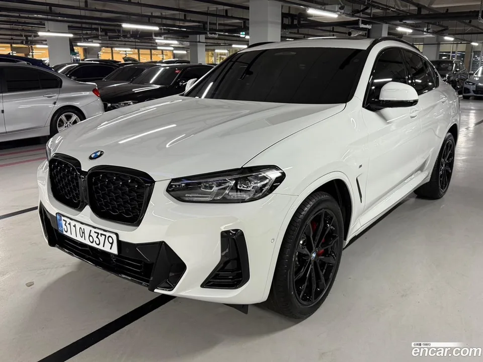 BMW X4 xDrive20i M 2025 — миниатюра 2