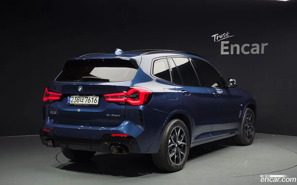 BMW X3 xDrive 20i M 2023 — миниатюра 2