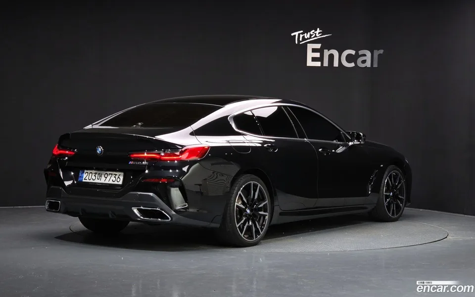 BMW 8 Series M850i xDrive 2024 — миниатюра 2