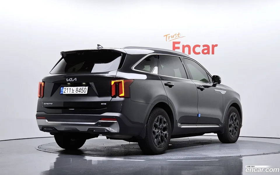 Kia Sorento HEV 1.6 2WD 2023 — миниатюра 2