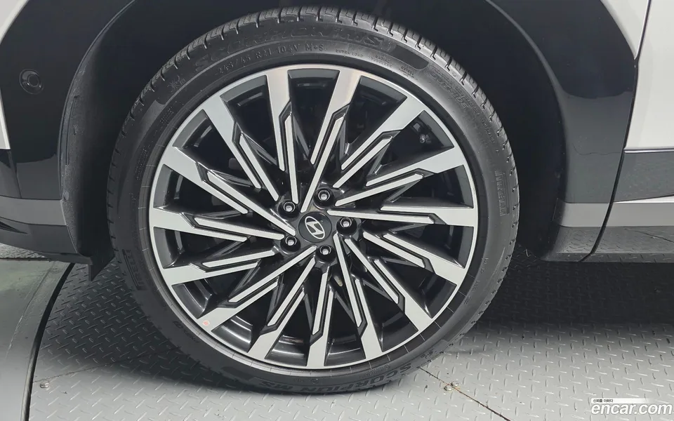 Hyundai SantaFe 2.5T 2WD 2023 — миниатюра 5