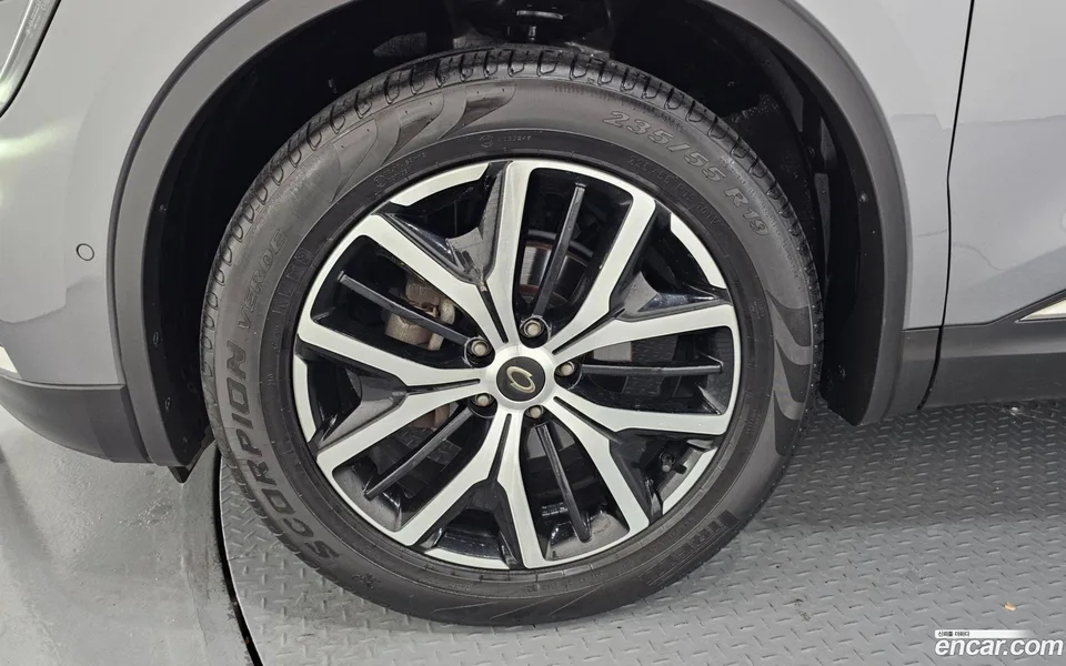 Renault Samsung QM6 2.0 LPe RE 2WD 2022 — миниатюра 5