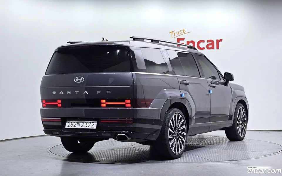 Hyundai SantaFe 2.5T 2WD 2023 — миниатюра 2