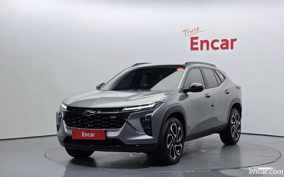 Chevrolet Trax Crossover 1.2 RS 2023 — фото 1, купить с доставкой в Москву