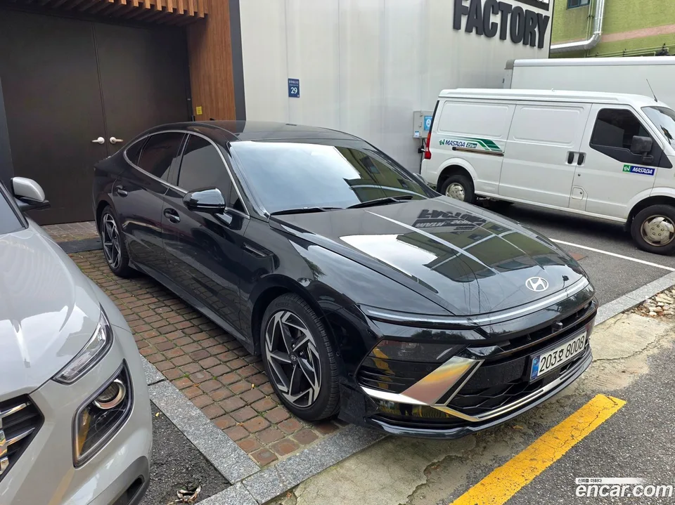 Hyundai Sonata The Edge Hybrid 2024 — миниатюра 3