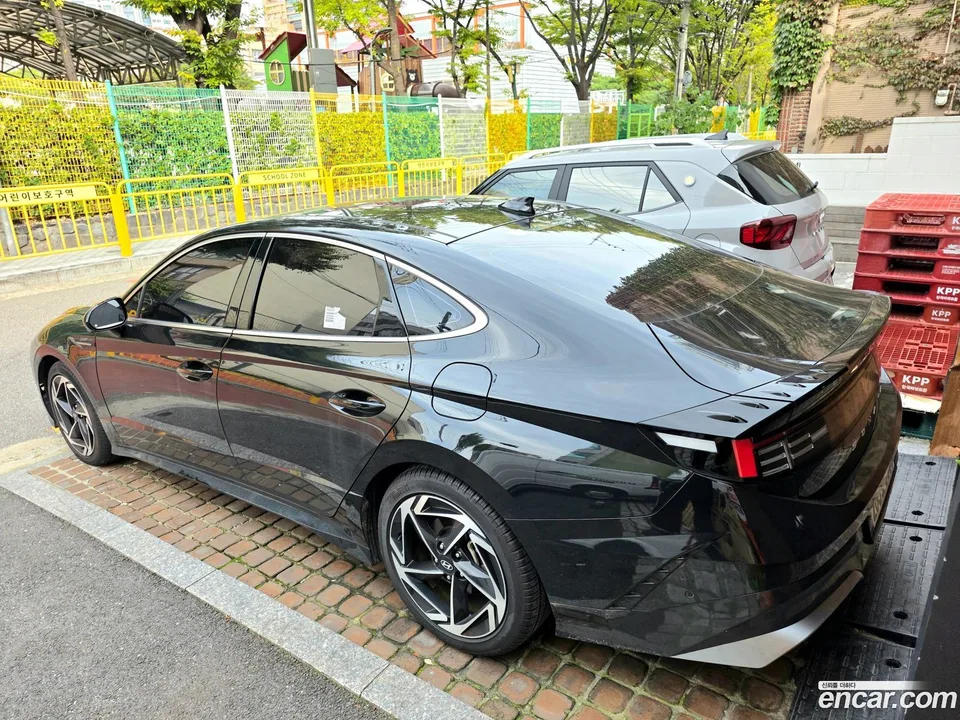 Hyundai Sonata The Edge Hybrid 2024 — миниатюра 4