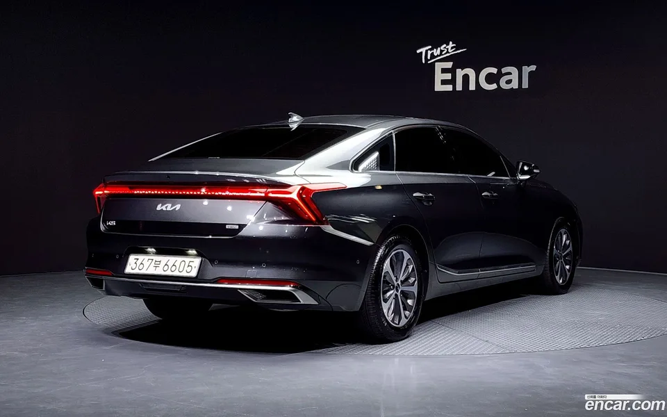 Kia K8 Hybrid 2023 — миниатюра 2