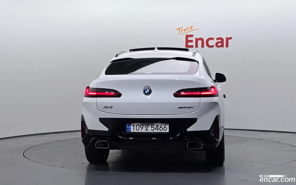 BMW X4 xDrive20i M 2023 — миниатюра 4