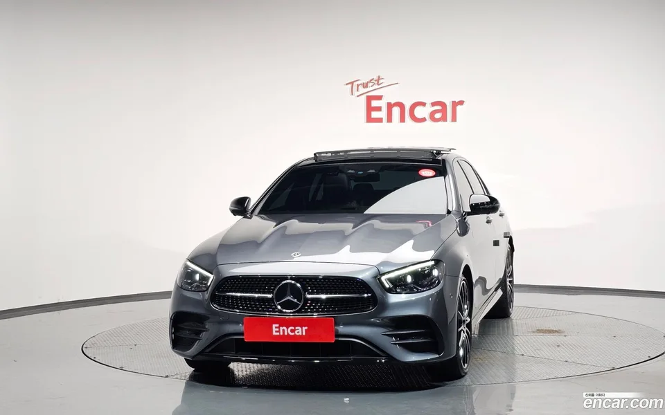 Mercedes-Benz E-Class E350 4MATIC AMG Line 2023 — миниатюра 3