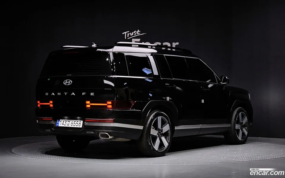 Hyundai SantaFe 2.5T 2WD 2023 — миниатюра 2