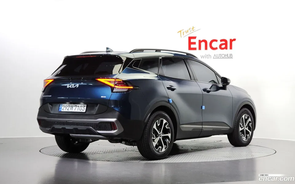 Kia Sportage Hybrid 2WD 2024 — миниатюра 2