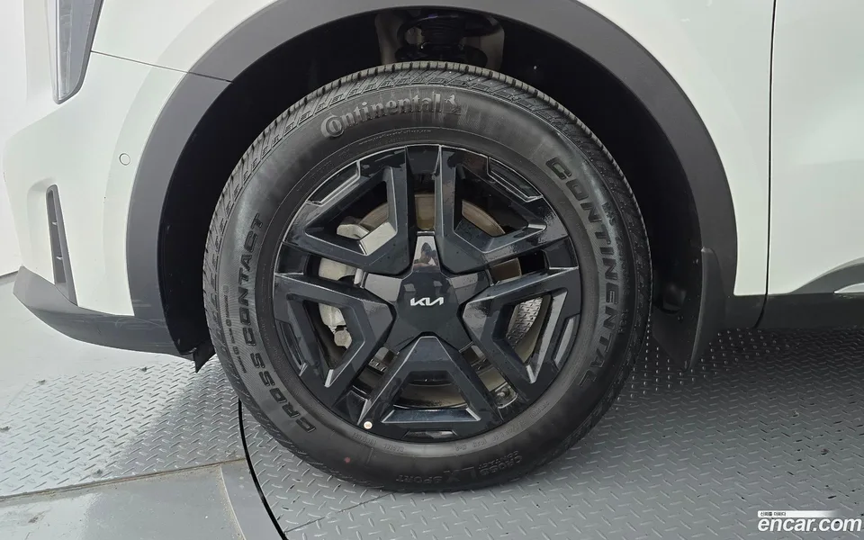 Kia Sorento HEV 1.6 2WD 2023 — миниатюра 5