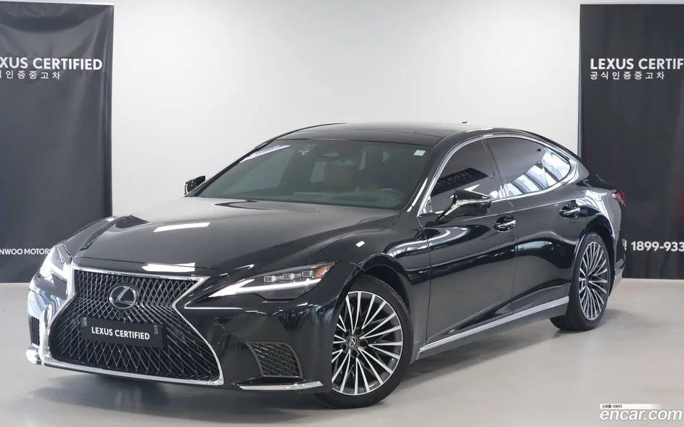 Lexus LS 500 3.5 AWD 2024 — фото 1, купить с доставкой в Москву