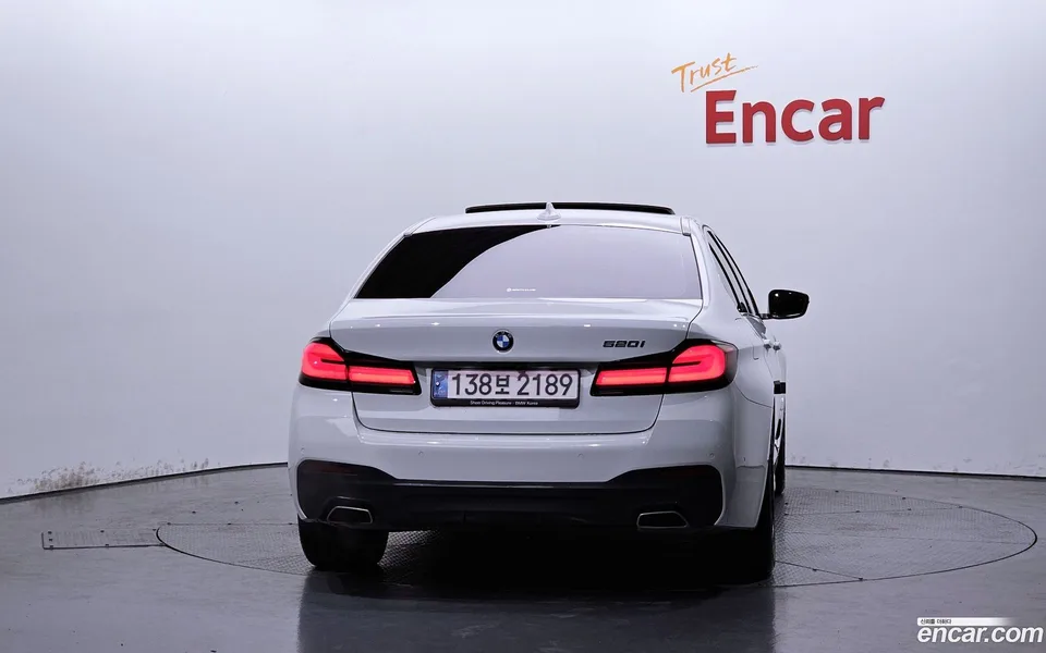 BMW 5 Series 520i M 2022 — миниатюра 4