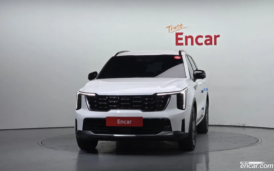 Kia Sorento HEV 1.6 2WD 2023 — миниатюра 3