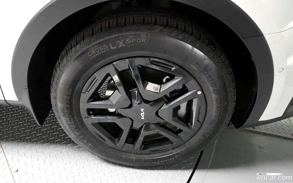 Kia Sorento HEV 1.6 2WD 2023 — миниатюра 5