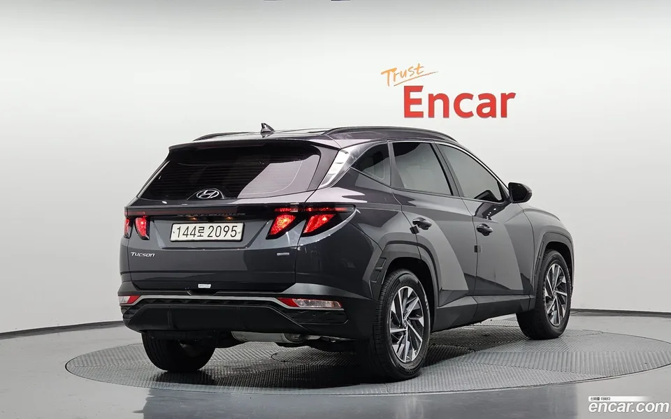 Hyundai Tucson 2.0 4WD 2022 — миниатюра 2