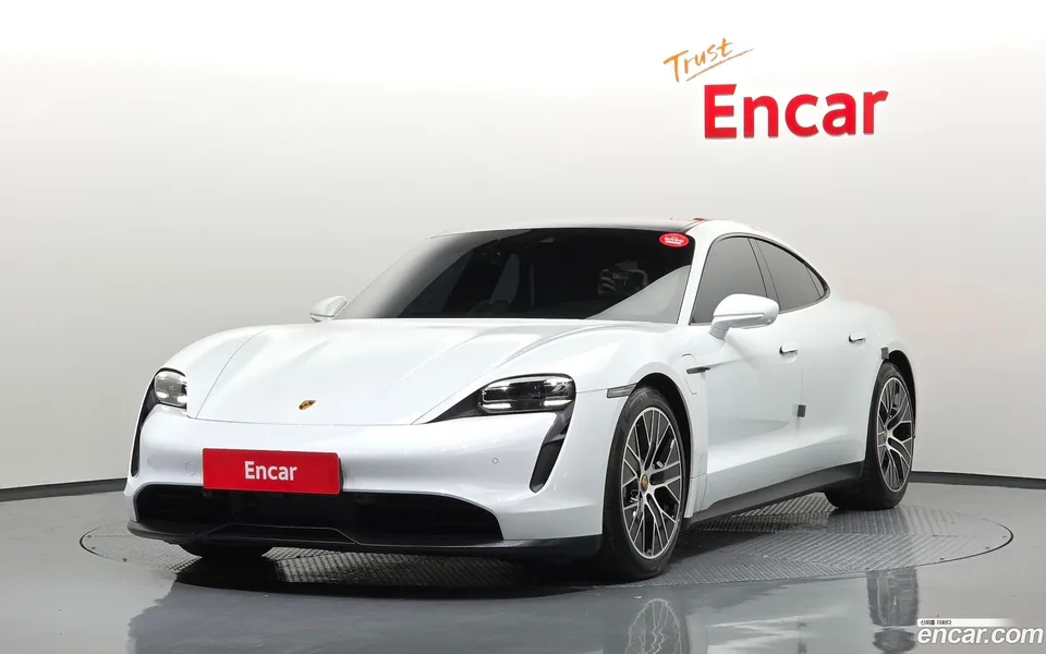 Porsche Taycan 2023 — фото 1, купить с доставкой в Москву