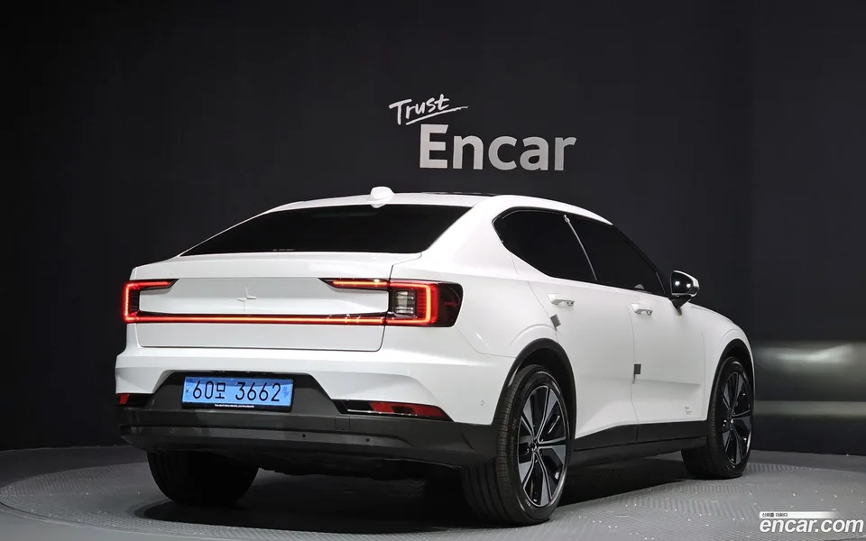Polestar Polestar 2 2022 — миниатюра 2