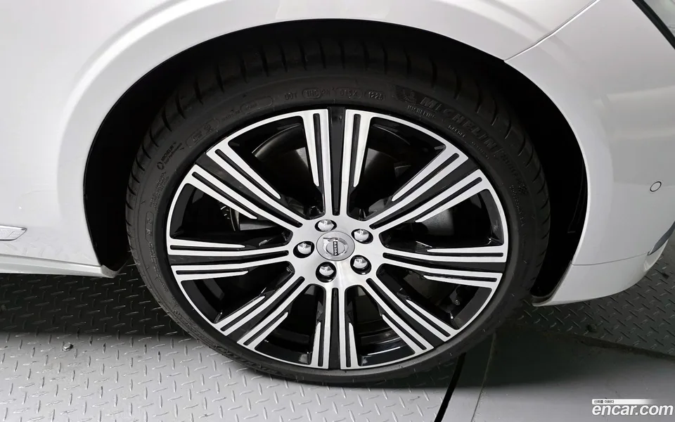 Volvo S90 B6 AWD 2024 — миниатюра 2
