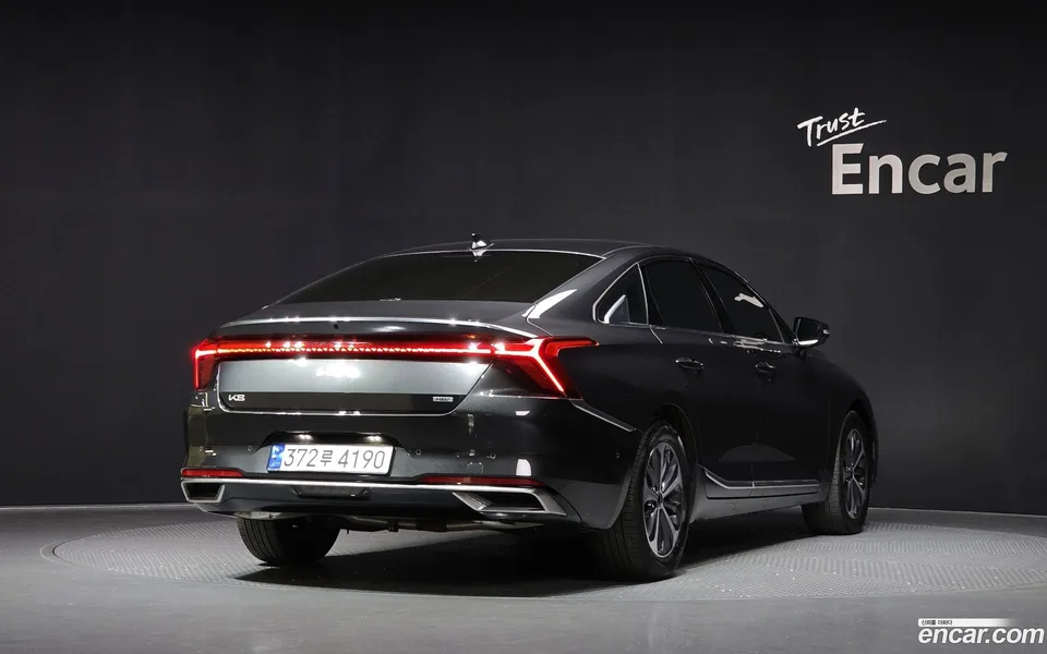 Kia K8 Hybrid 2023 — миниатюра 2