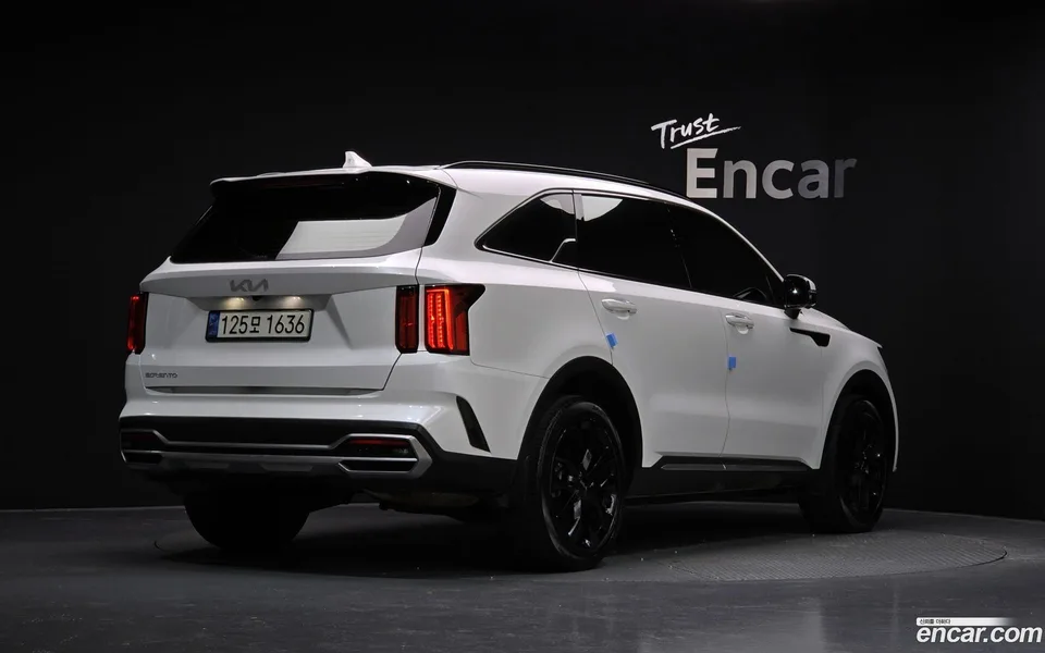 Kia Sorento 2.2 2WD 2022 — миниатюра 2