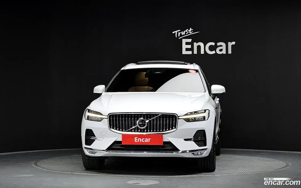 Volvo XC60 B5 2023 — миниатюра 3