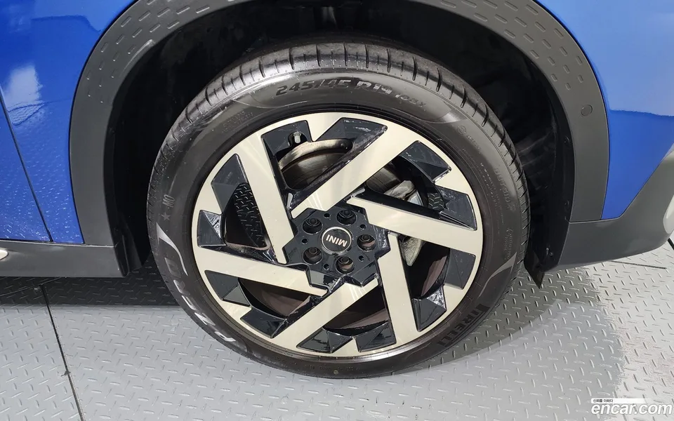 MINI Cooper S Countryman ALL4 2024 — миниатюра 5