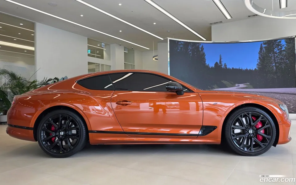 Bentley Continental GT 4.0 GTS 2024 — миниатюра 4
