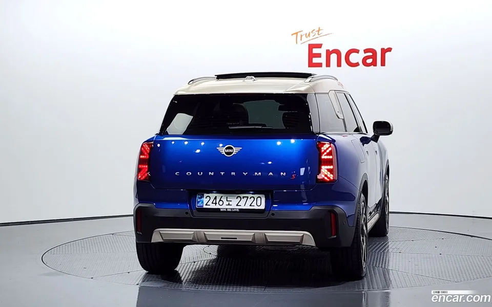 MINI Cooper S Countryman ALL4 2024 — миниатюра 4