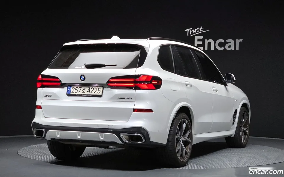 BMW X5 xDrive 40i M 2024 — миниатюра 2